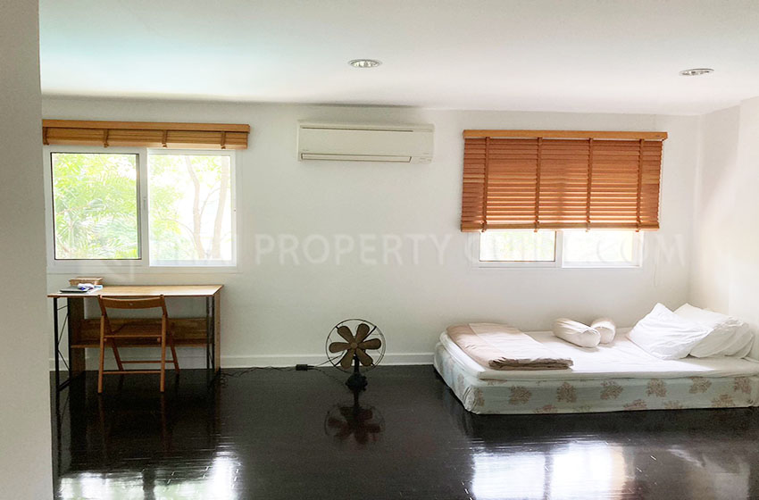 Townhouse in Nichada Thani 